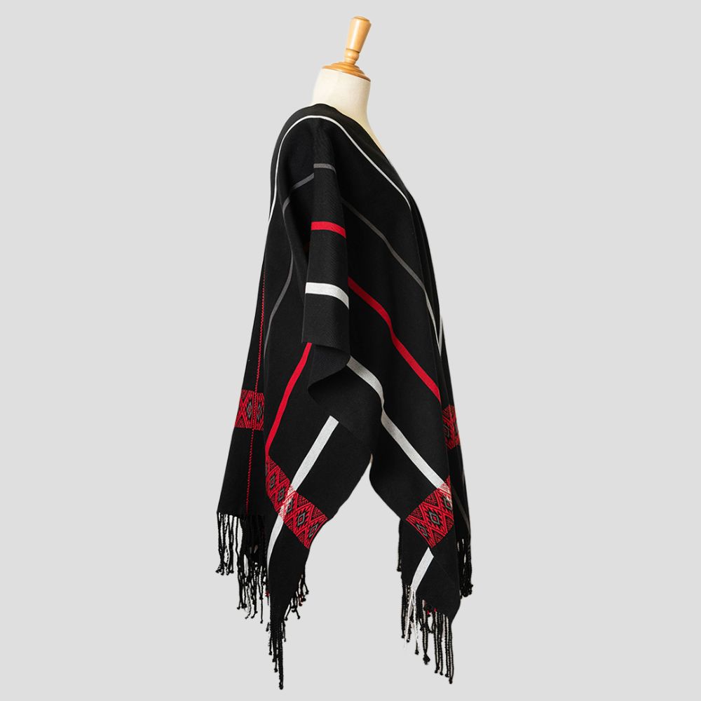 Poncho Ak´ubal