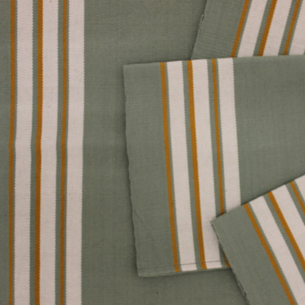Green Leaf Tablecloth Set