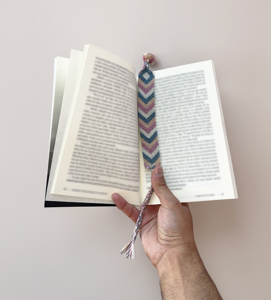 Pompom bookmark
