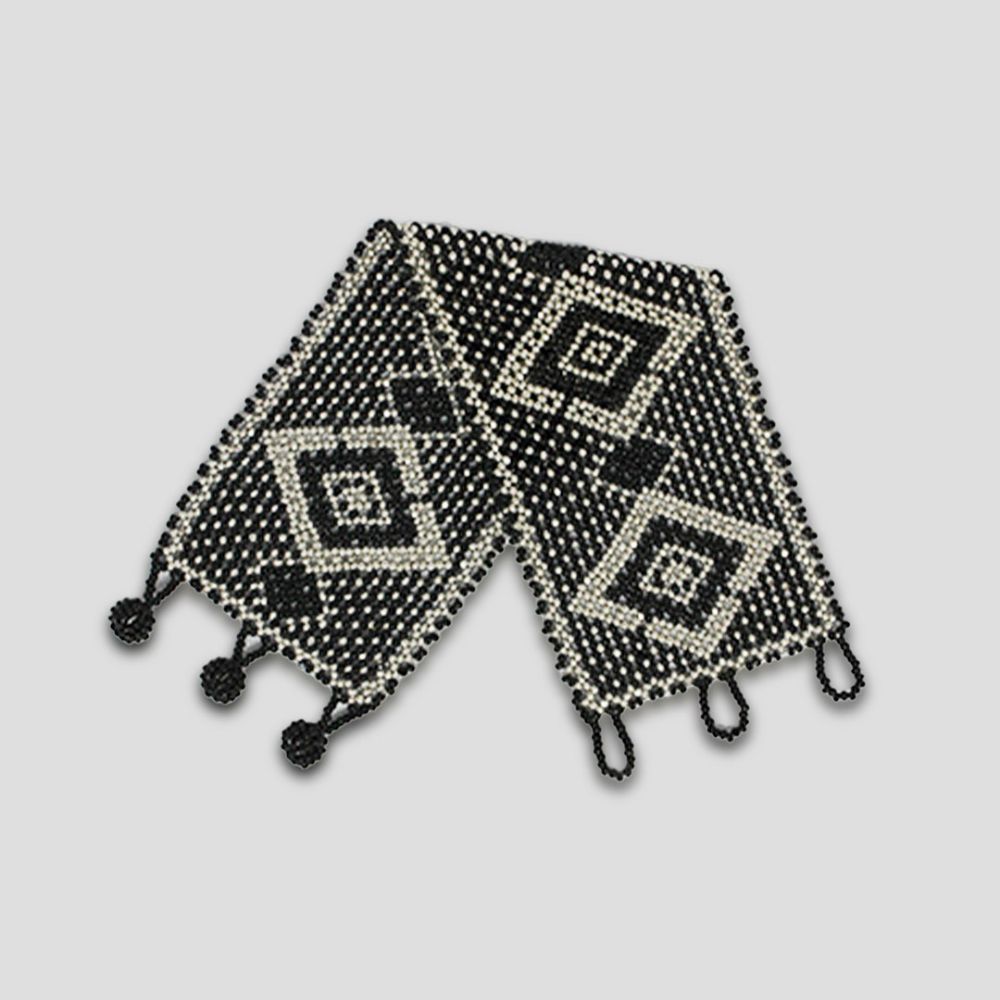 Pulsera negra