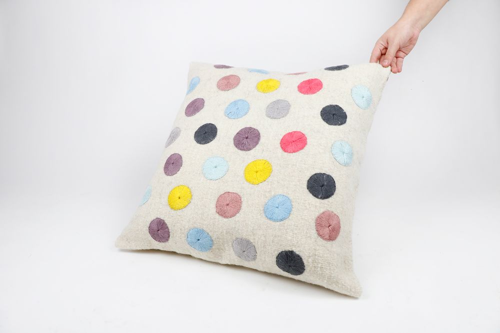 Vaknebal cushion cover