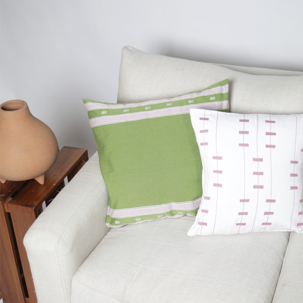 Pantelhó cushion cover