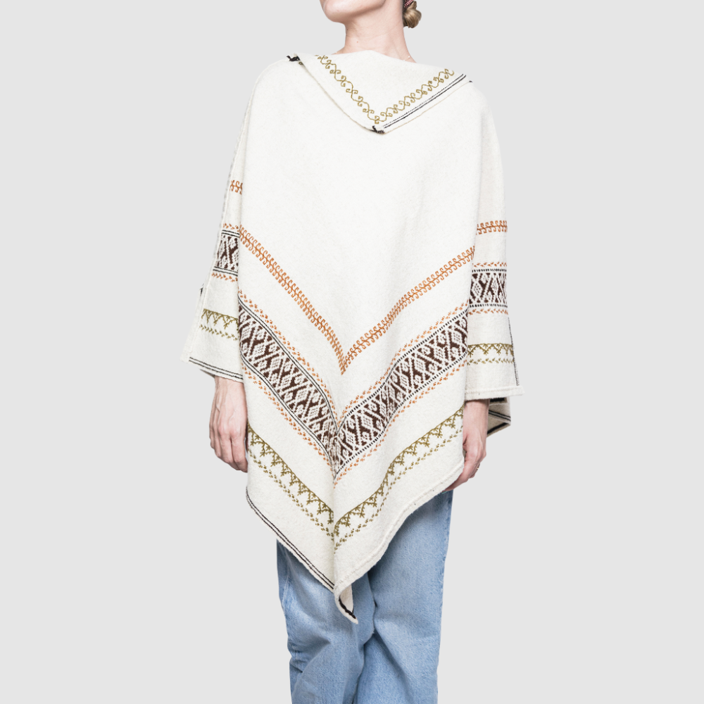 Poncho Matekit