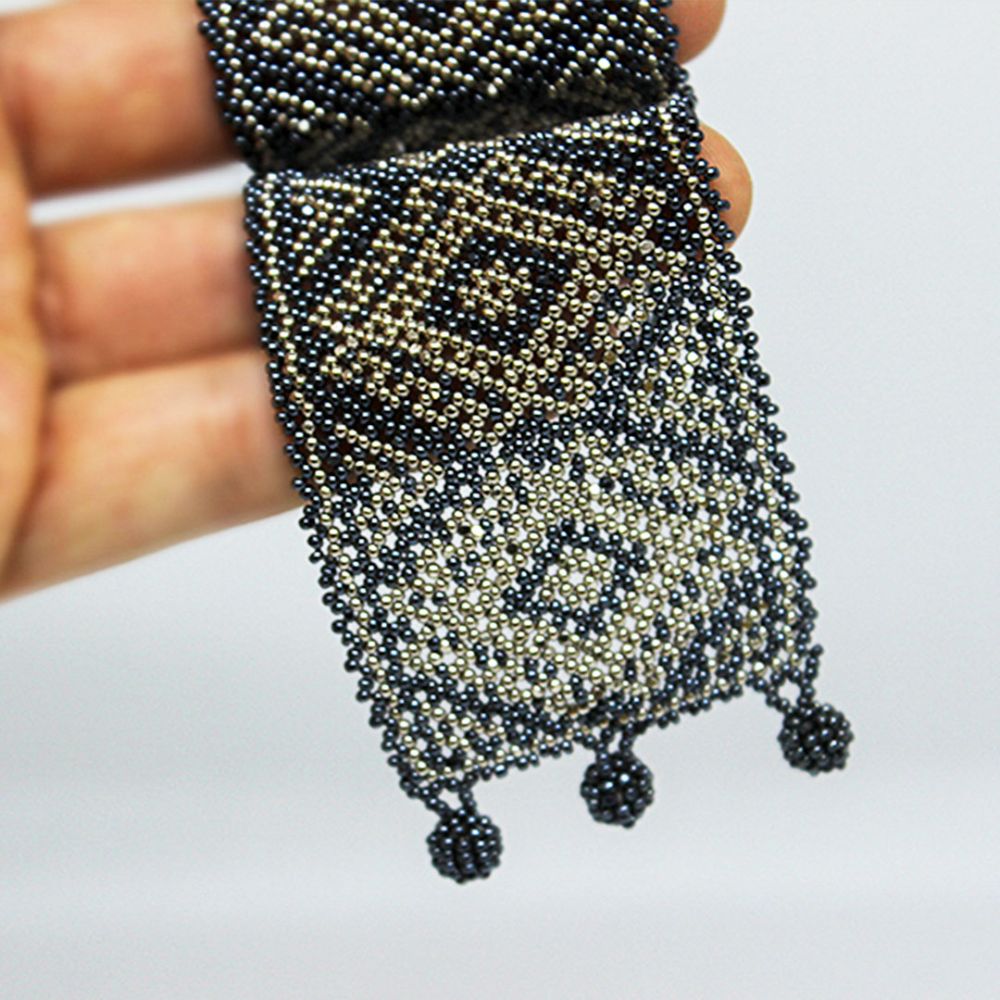 Pulsera gris