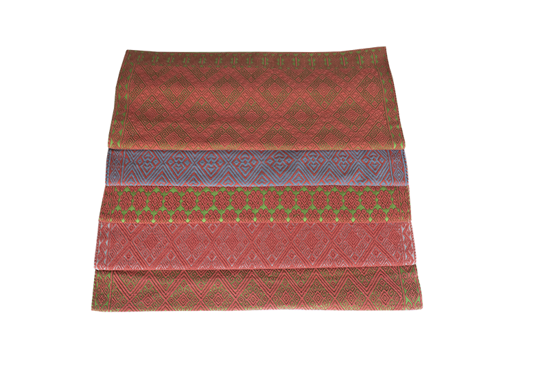 Funda cojín con brocado San
