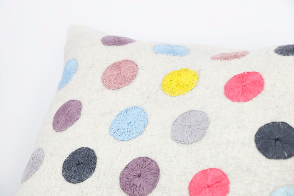Vaknebal cushion cover