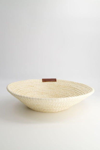 Canasta henequen con piel