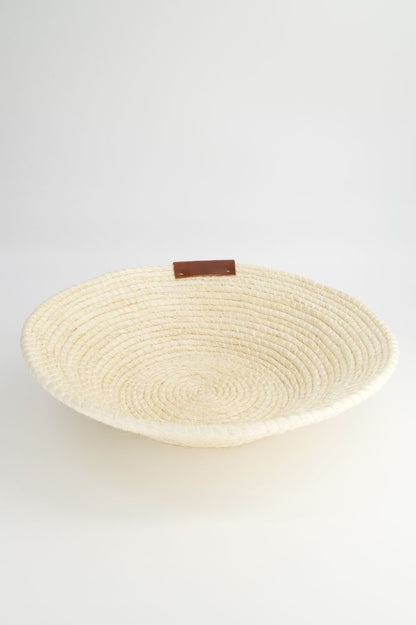 Canasta henequen con piel