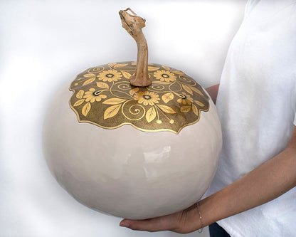Guaje Extra Grande Estofado Con Hoja De Oro Beige