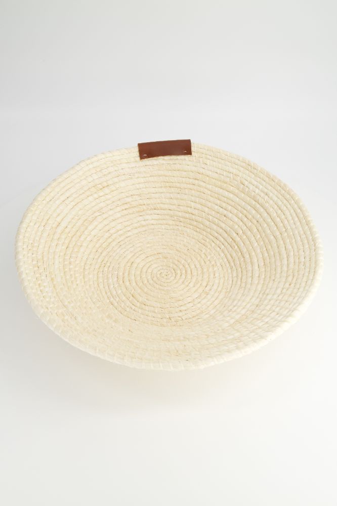 Canasta henequen con piel