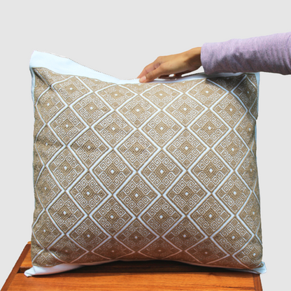 Rhombus cushion