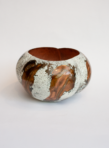 Tecomate lobulado con patina